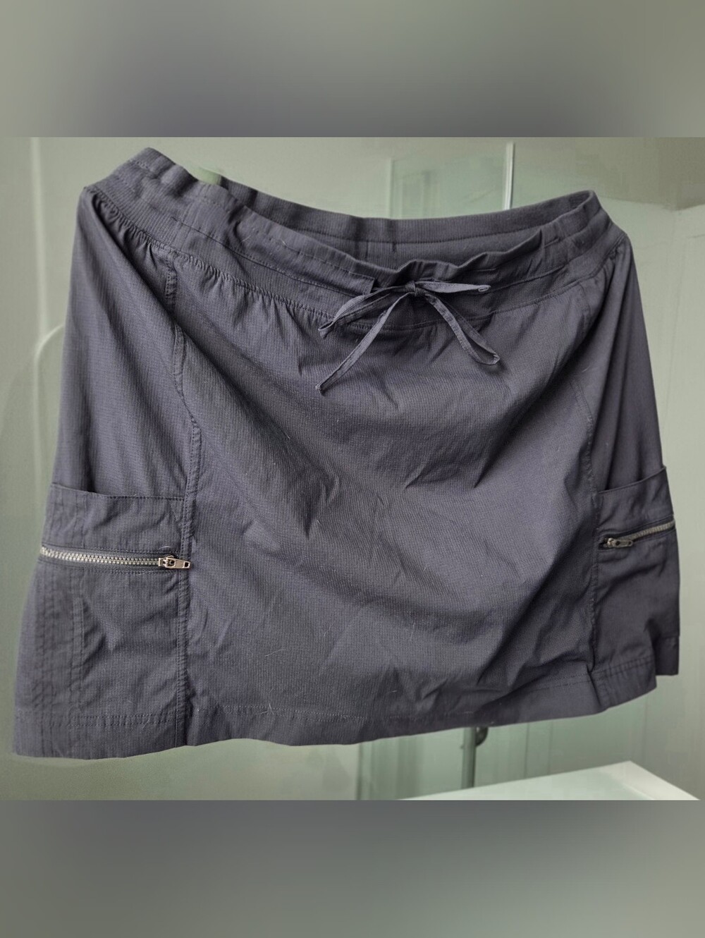 Women's Dark Gray Casual Drawstring Skort with Zip Pockets